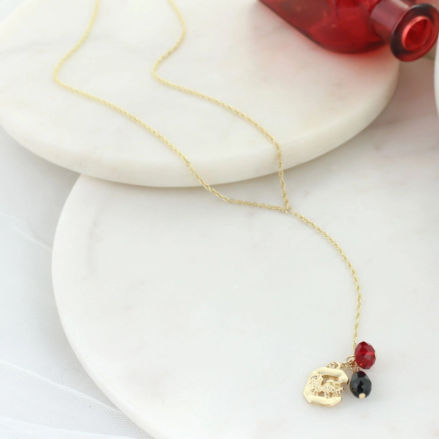 SOUTH CAROLINA GAMECOCKS 32" GOLD TONE Y-NECKLACE