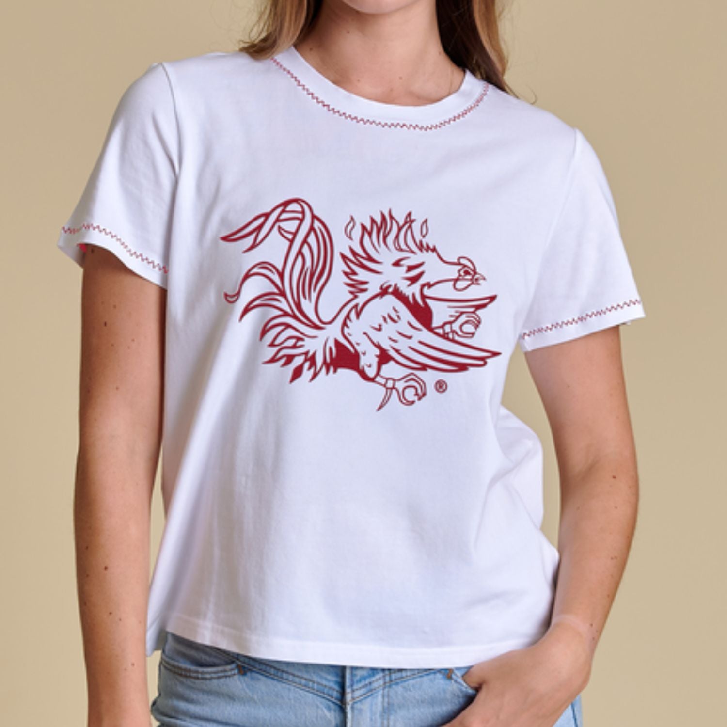 SOUTH CAROLINA GAMECOCKS WHITE EMBRIODERED GAMECOCK TEE